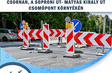 Csőtörés: Csornán a Soproni úton